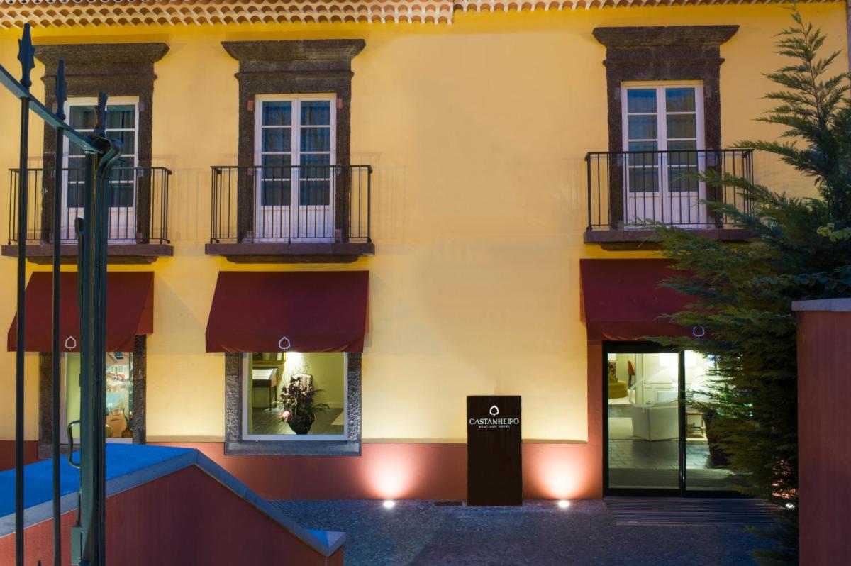 A piscina em ou perto de Castanheiro Boutique Hotel