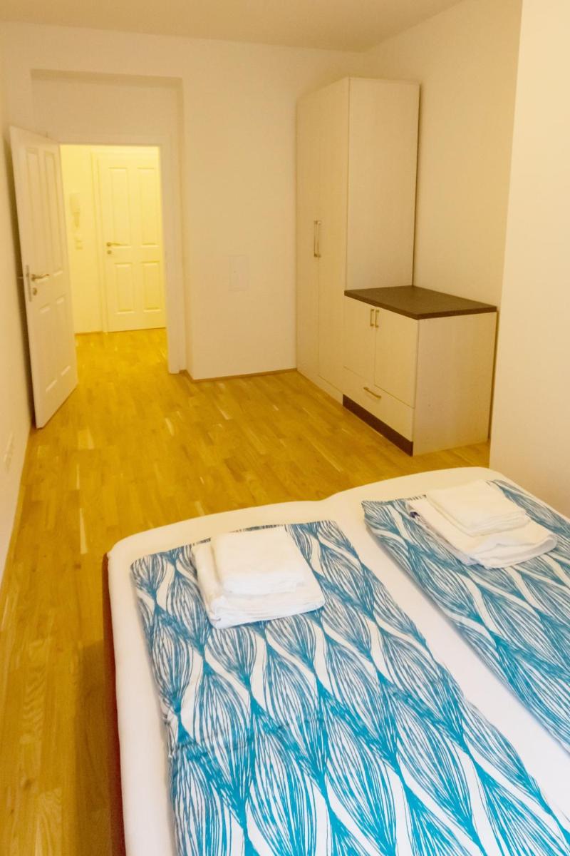 Debo Apartments Schönbrunner Strasse - contactless check in - Housity