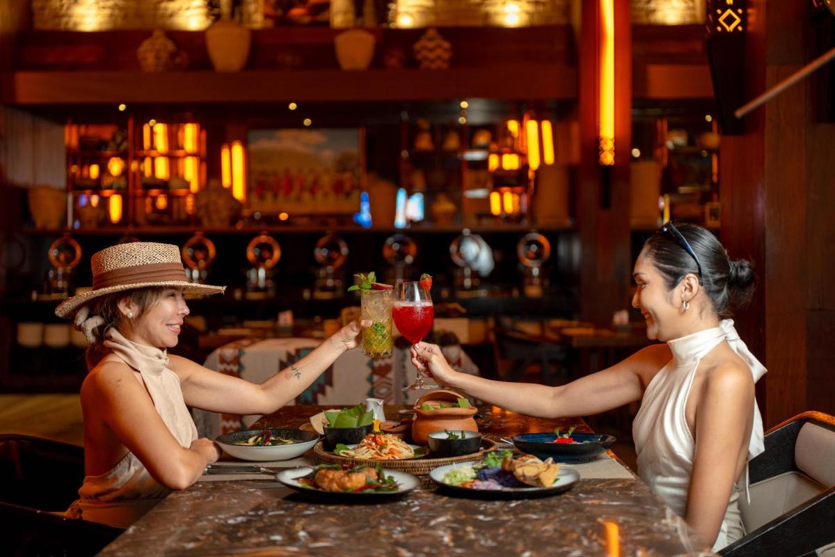 The Gems Mining Pool Villas Pattaya - Housity