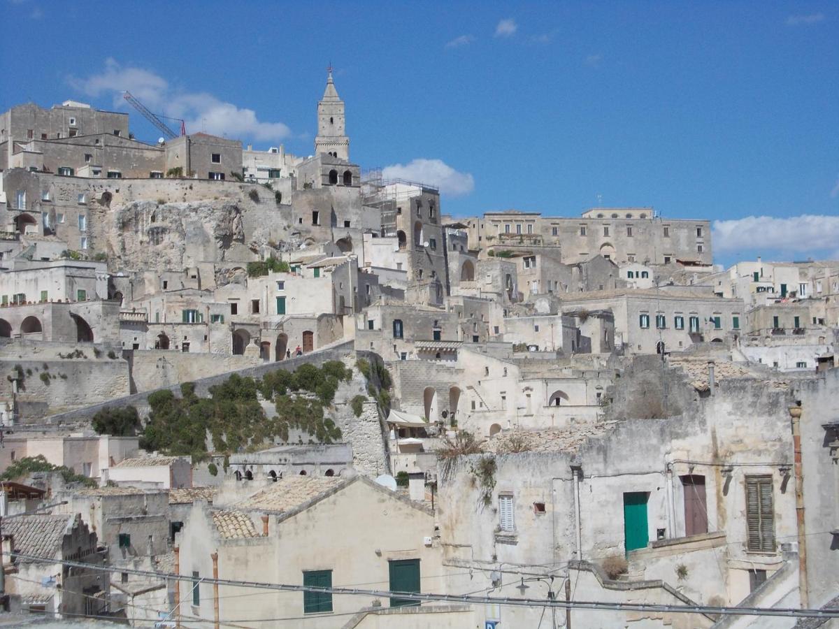 Notti di luna - Housity