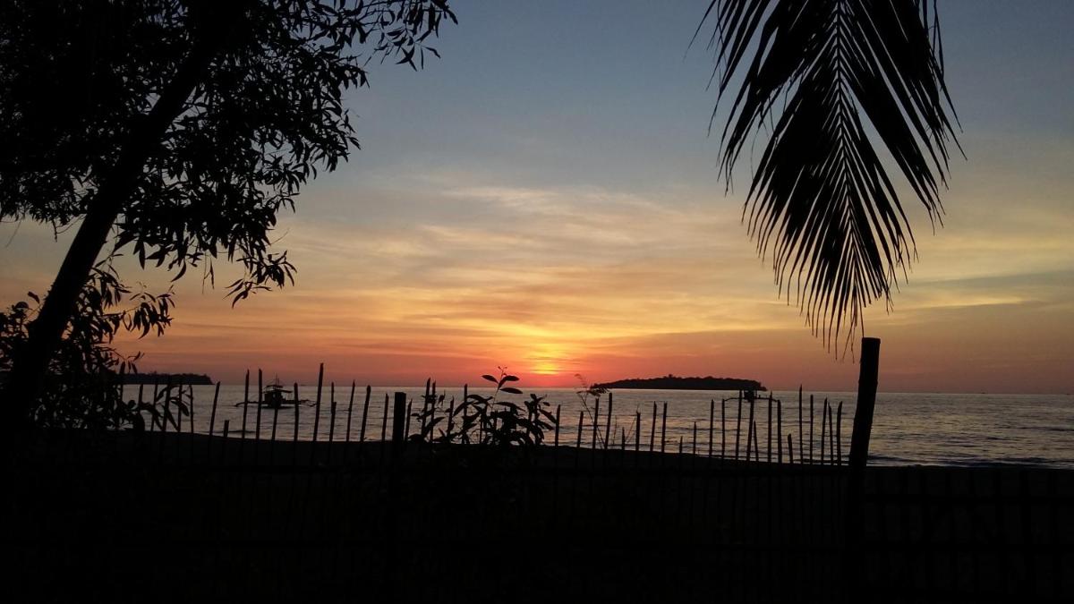 Suitetrails - Sablayan Paraiso Beach Resort