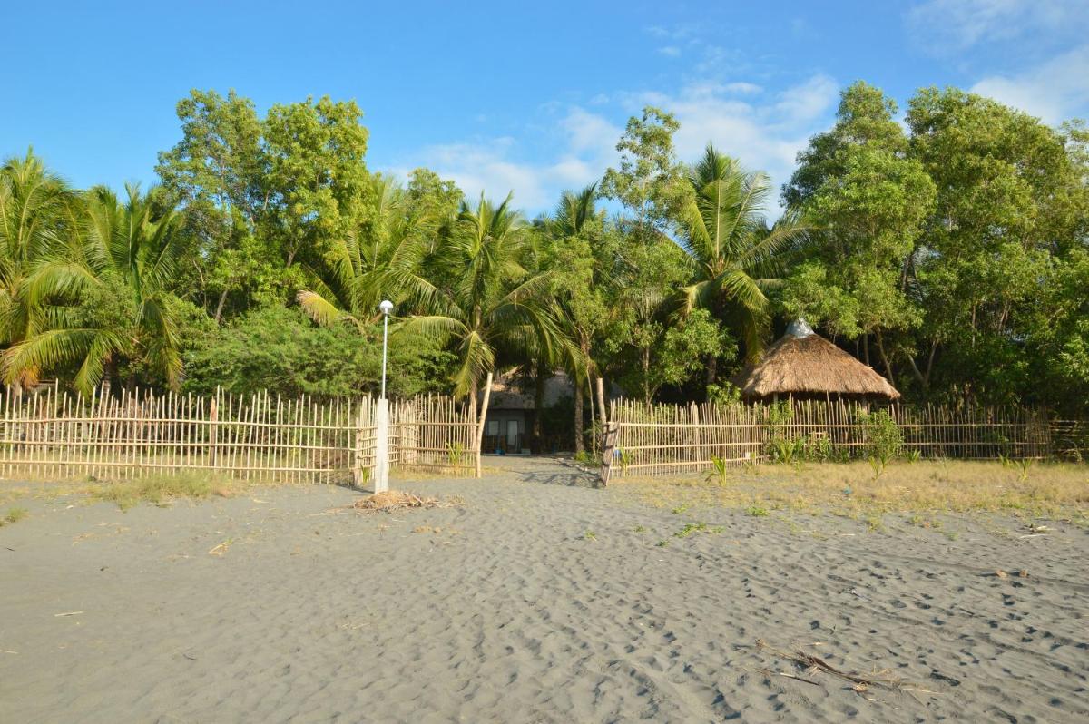 Suitetrails - Sablayan Paraiso Beach Resort