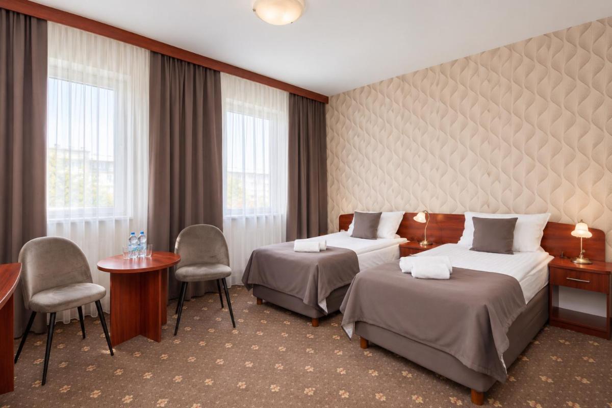 Hotel Maraton - Housity