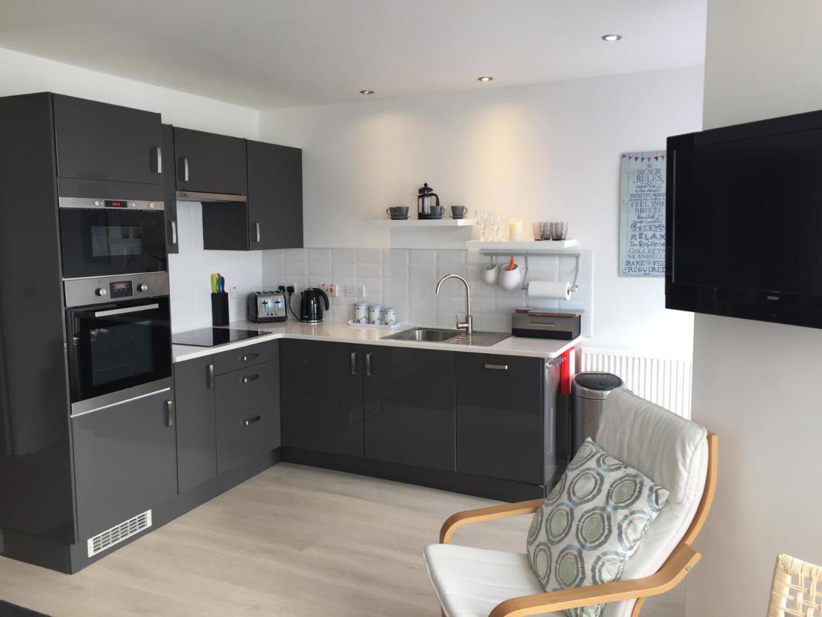 Marine Terrace Apartments - Housity