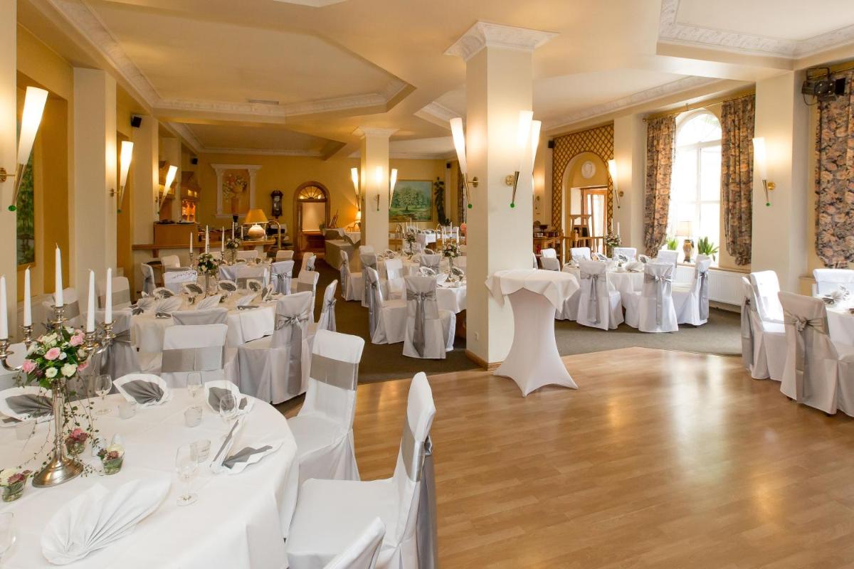 Landhotel Classic - Housity