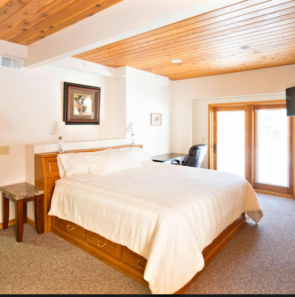Mein Haus Bed & Breakfast - Housity