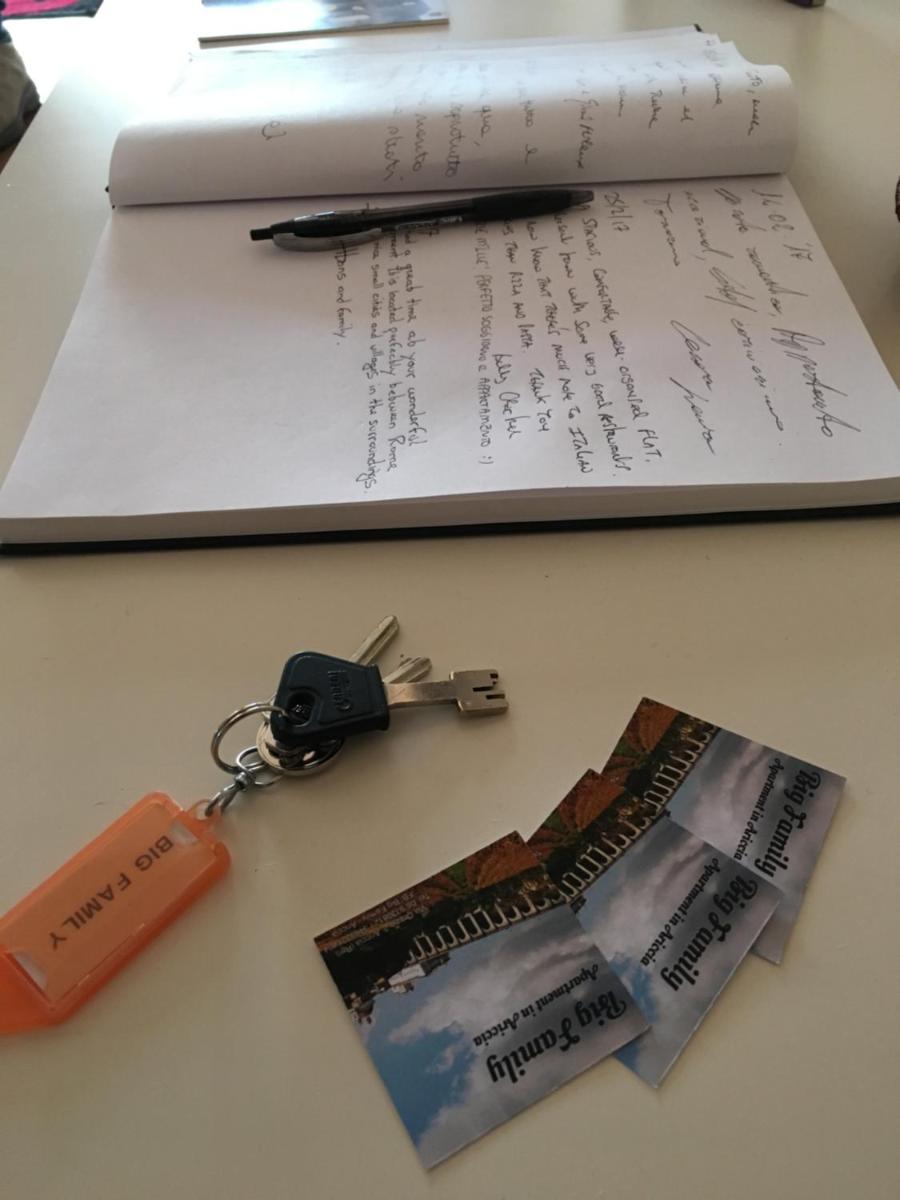 Big Family - Housity