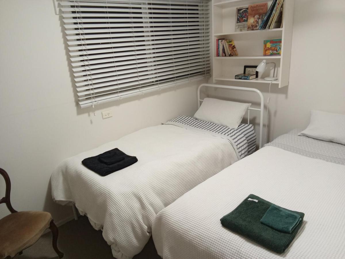 Gateway to the Surf Coast and Geelong - Housity