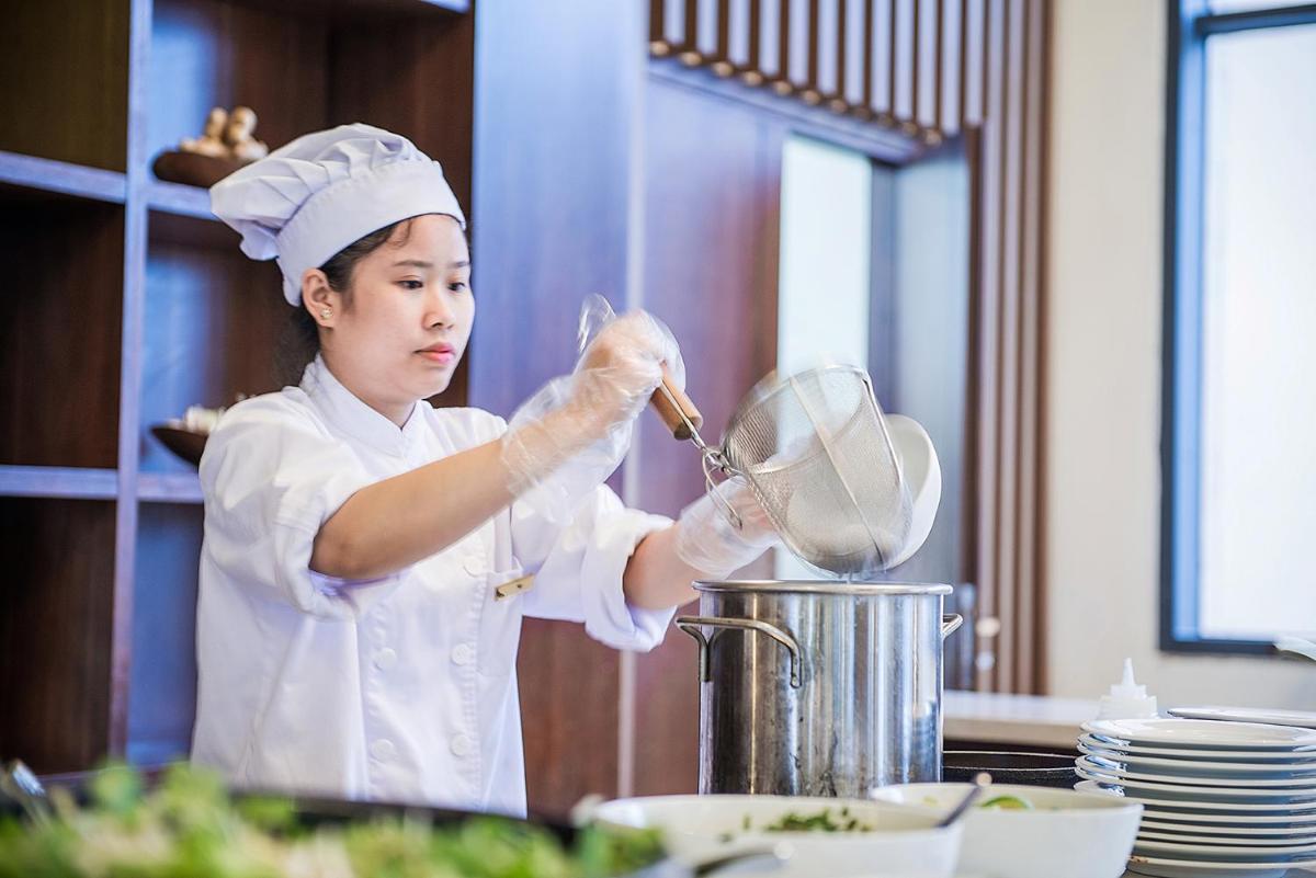 Muong Thanh Grand Cua Lo Hotel - Housity