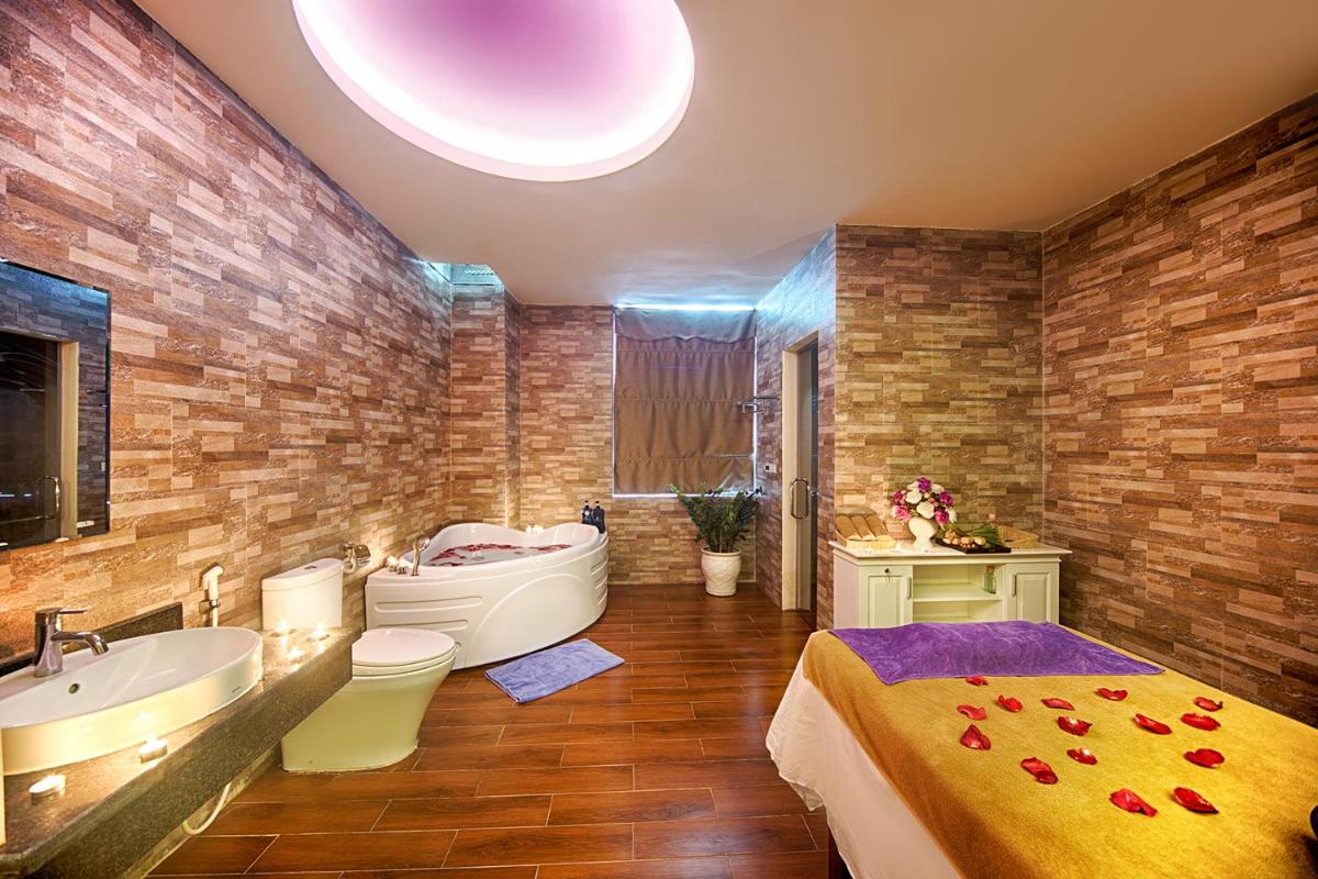 Muong Thanh Grand Cua Lo Hotel - Housity