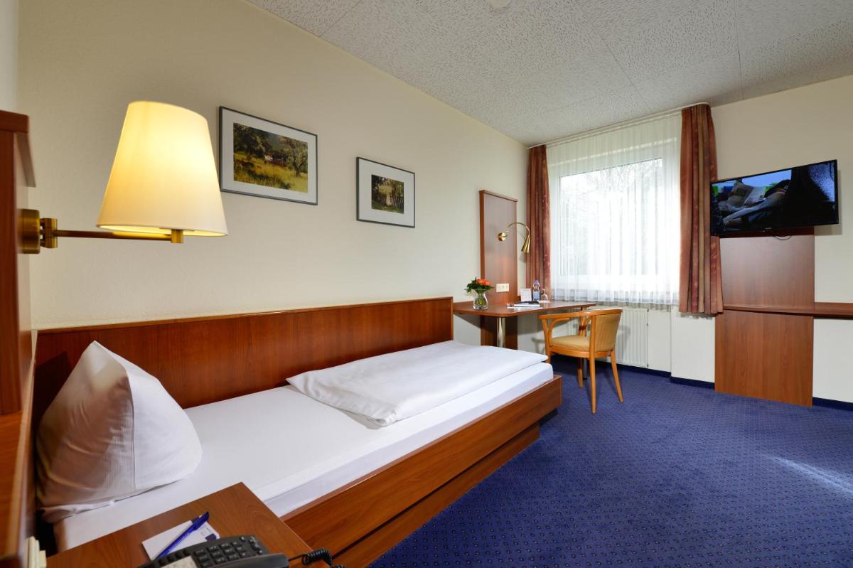 Hotel Haus Kronenthal - Housity