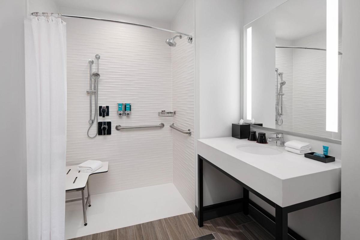 Aloft Katy Mills - Housity