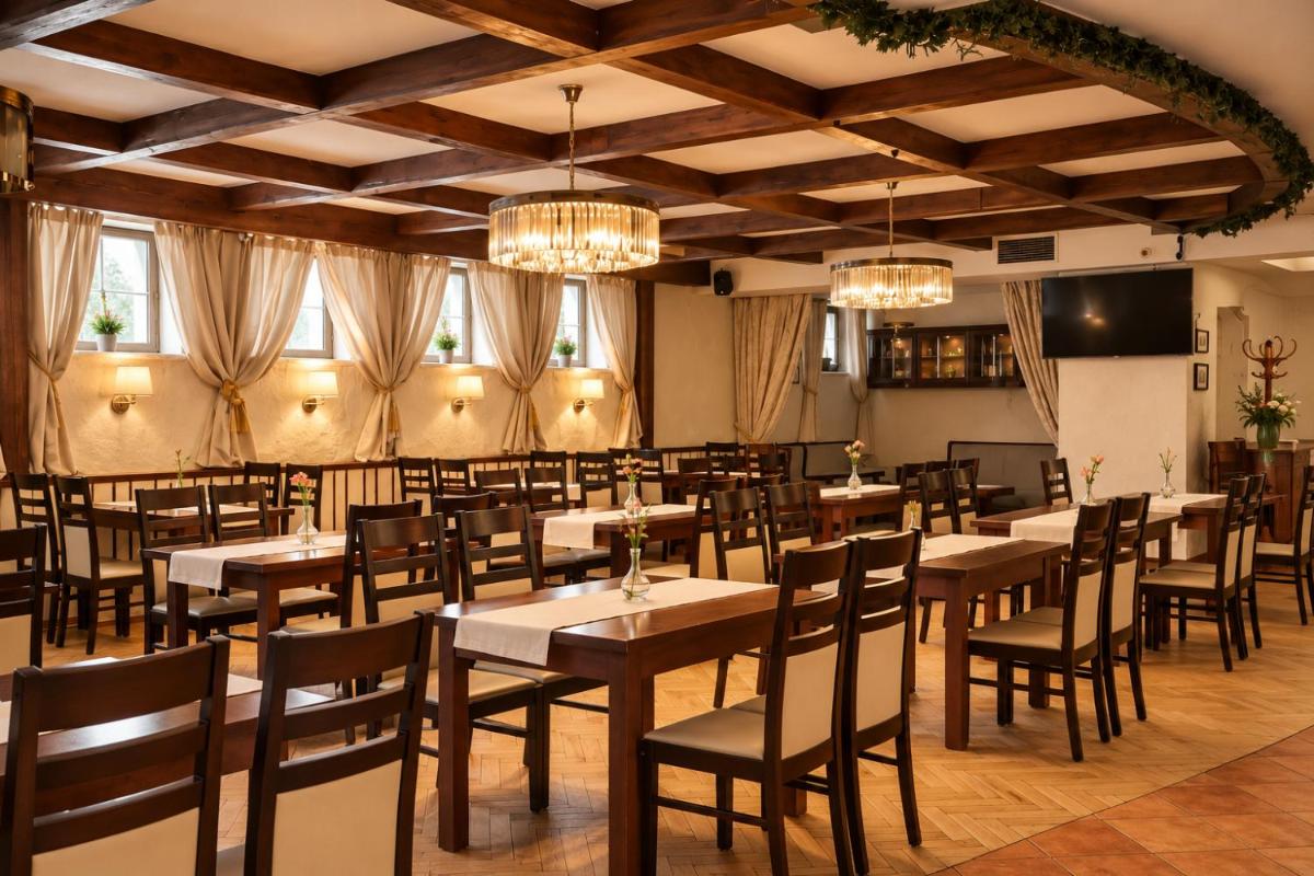Hotel Maraton - Housity