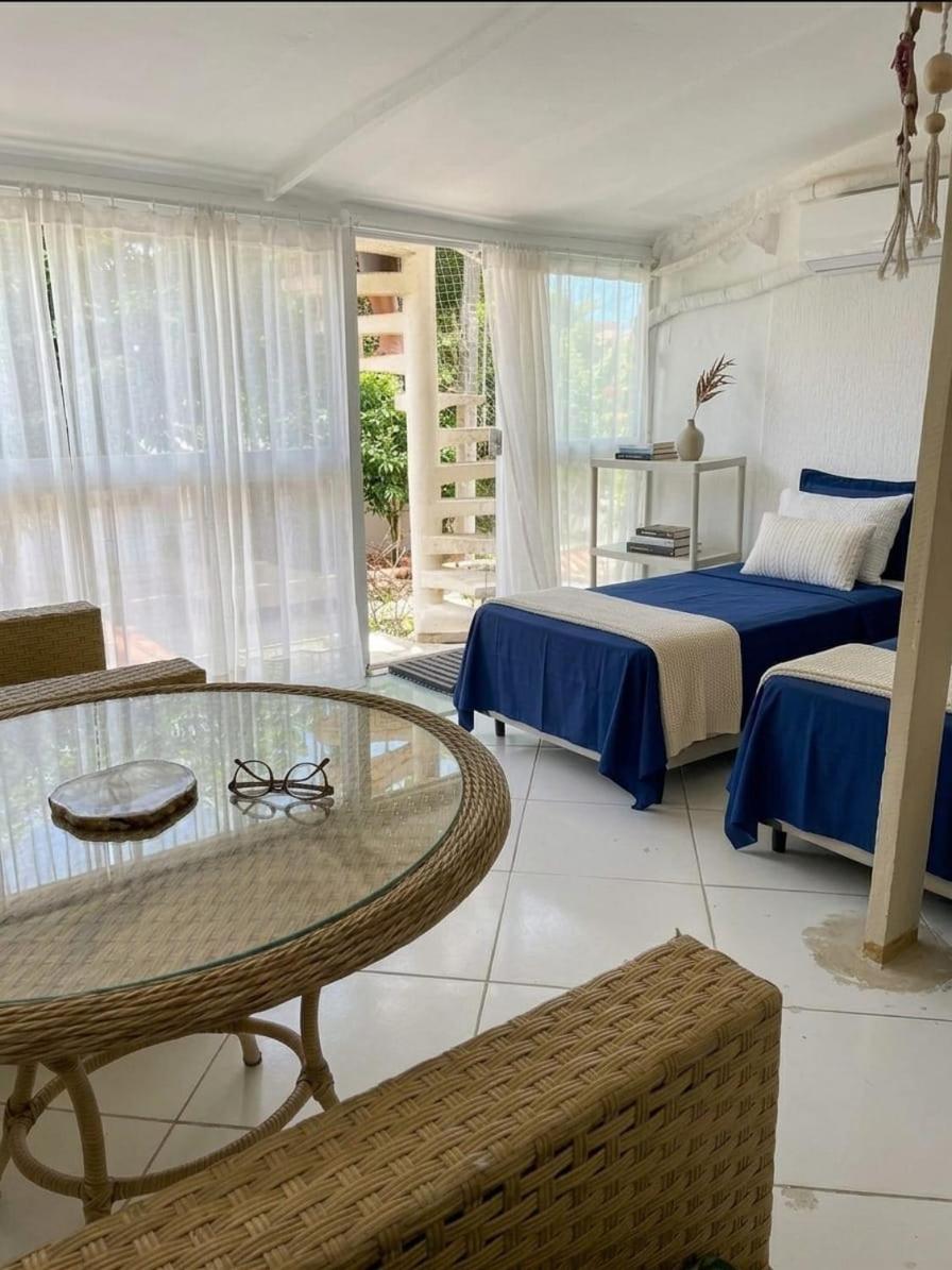 Residencial Praia Bertioga Pé na Areia - Housity