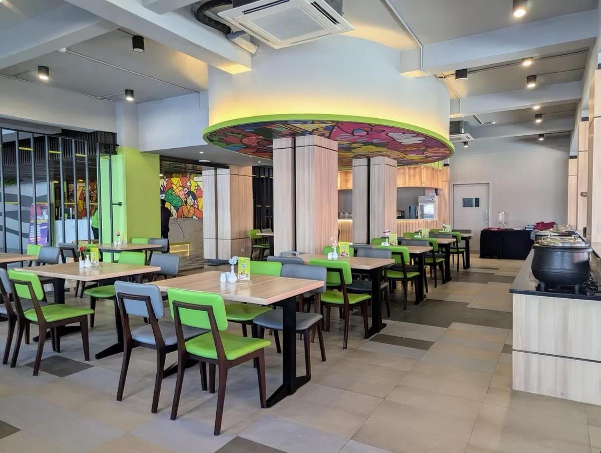 MAXONE Dumai - Housity