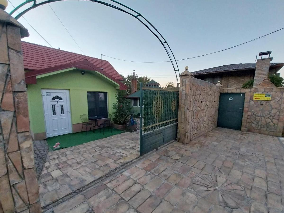 R&H apartmani - Housity