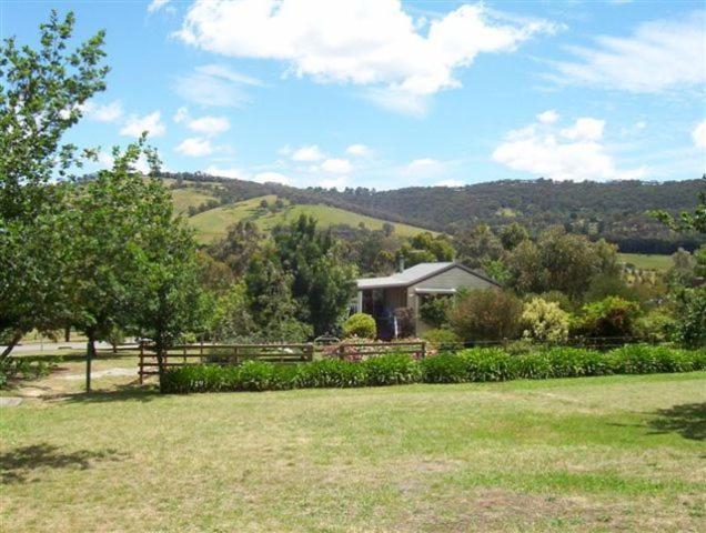 Yarra Glen Bed & Breakfast - Housity