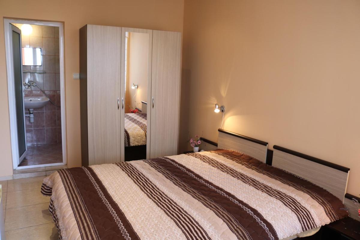 Guest House Lilia - Housity