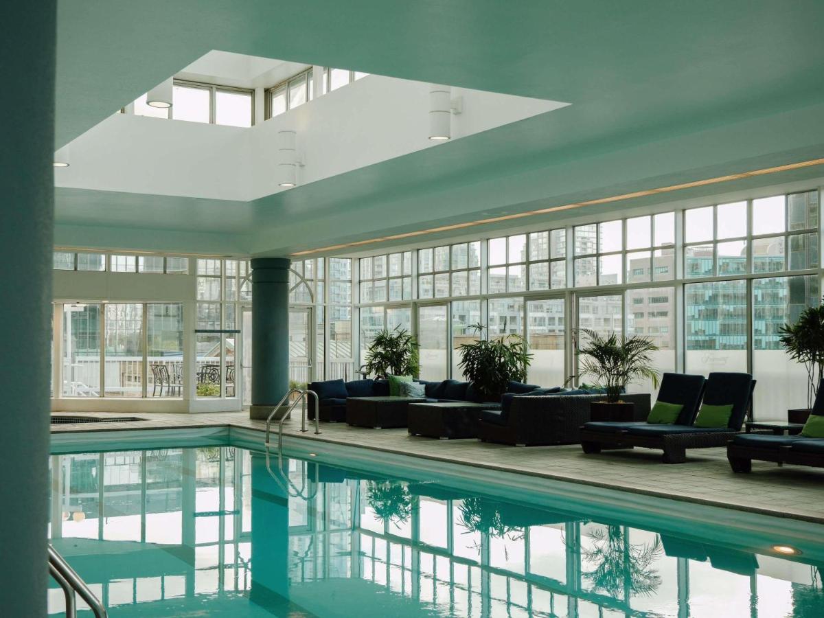 Fairmont Hotel Vancouver - Housity