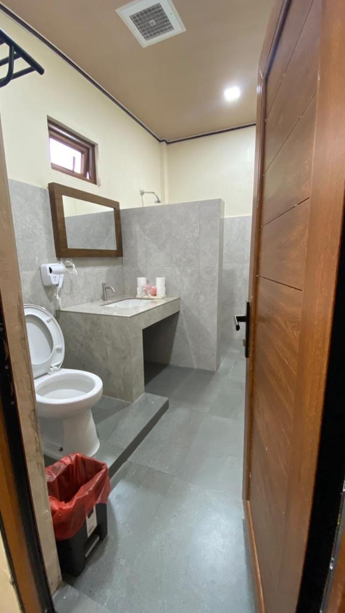 Toba Village Inn - Housity