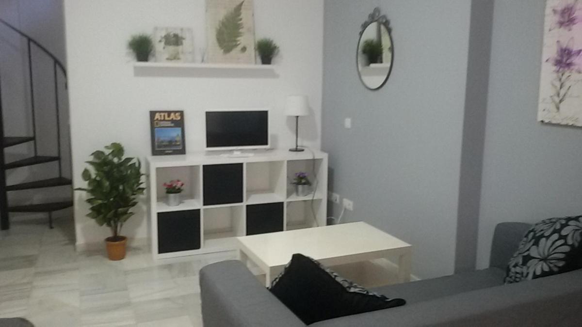 Apartamentos Calle Eduardo Ocón - Housity
