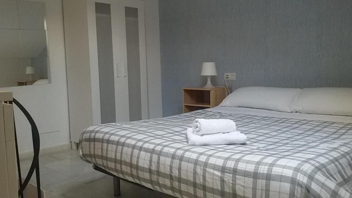 Apartamentos Calle Eduardo Ocón - Housity