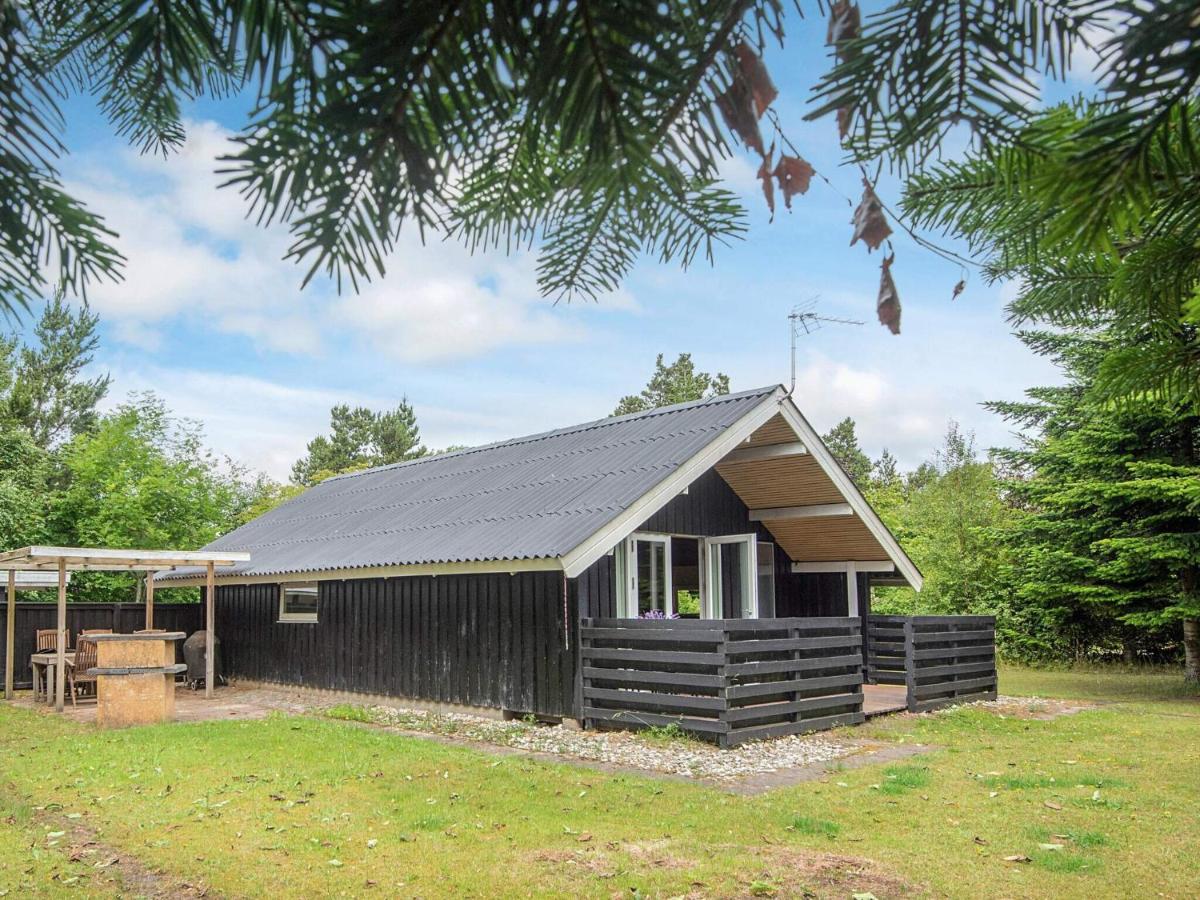 4 person holiday home in Skjern - Housity
