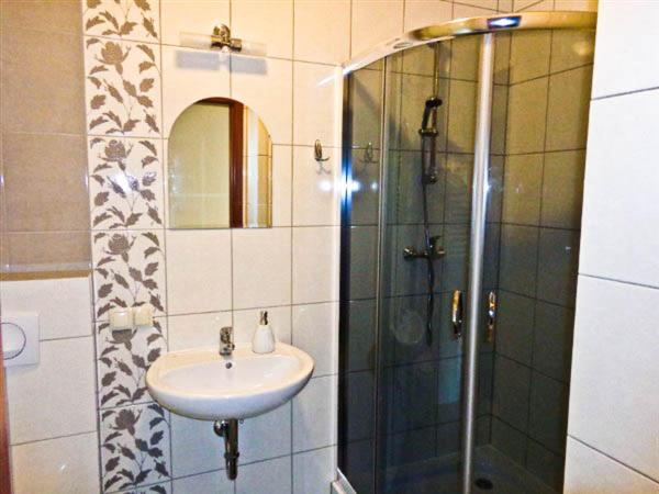 Zajazd Sielankowe Klimaty - Housity