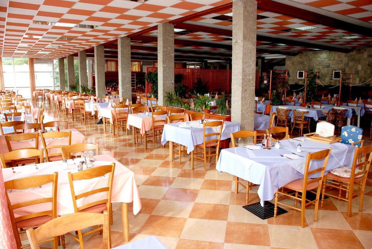 Hotel Aurora - Housity