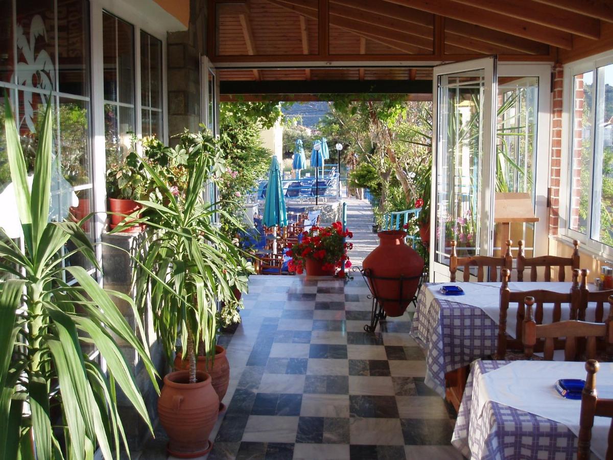 Anaxos Hotel - Housity