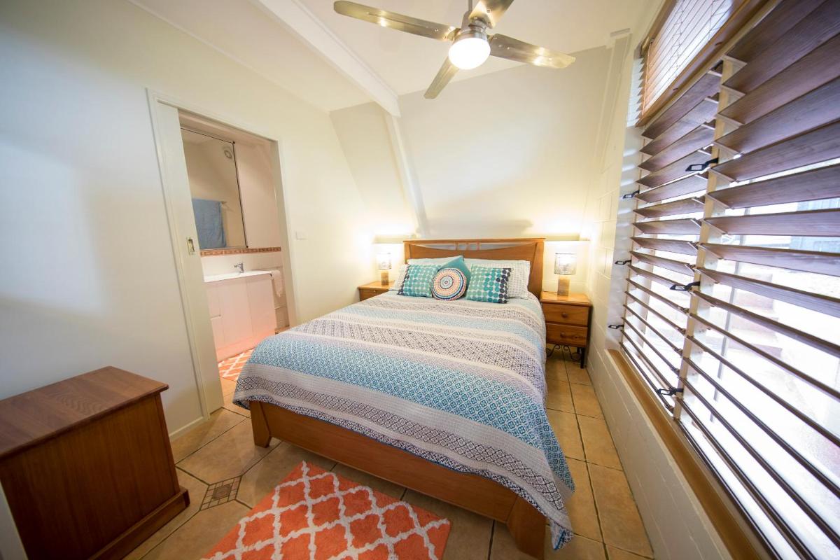 The Lake House - Housity