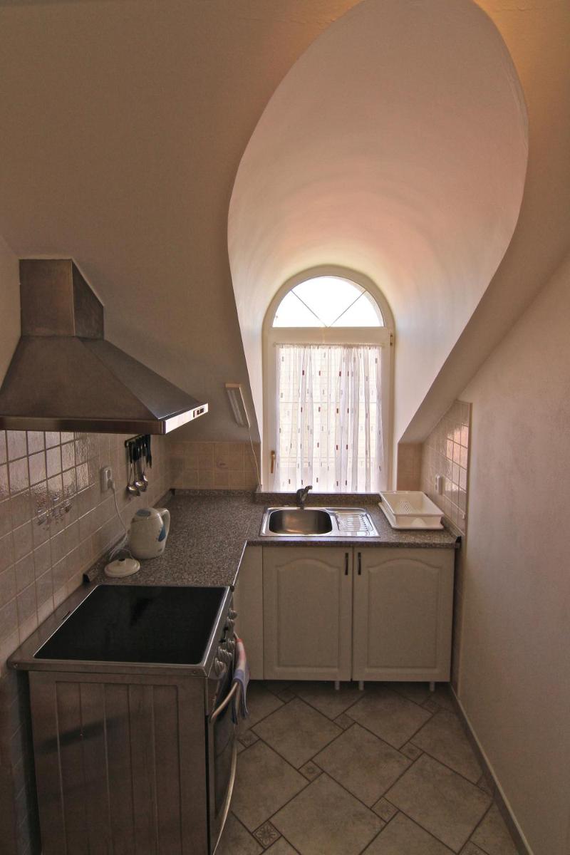 Guest House Maxim - Housity