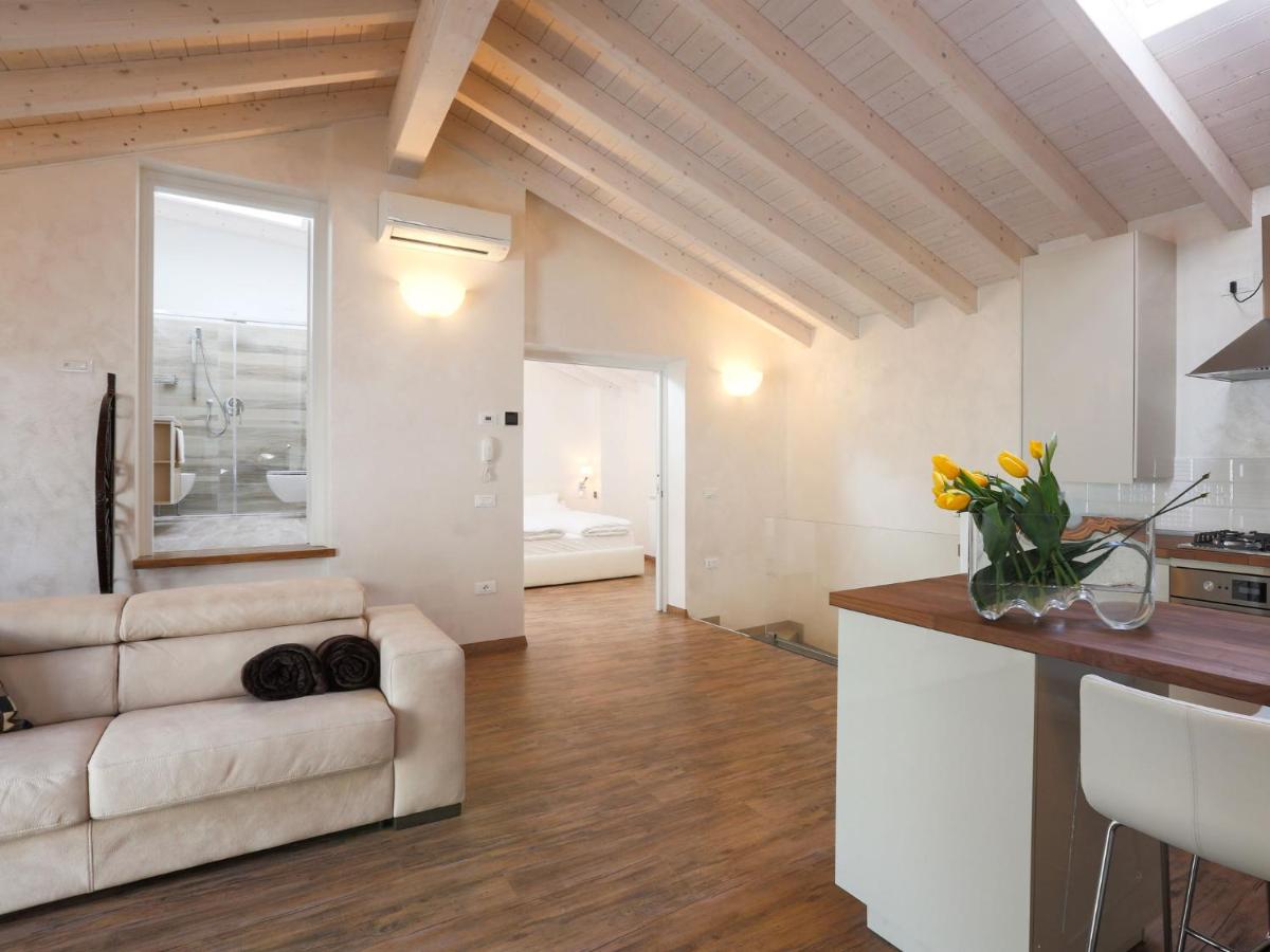 Les Suites - Housity