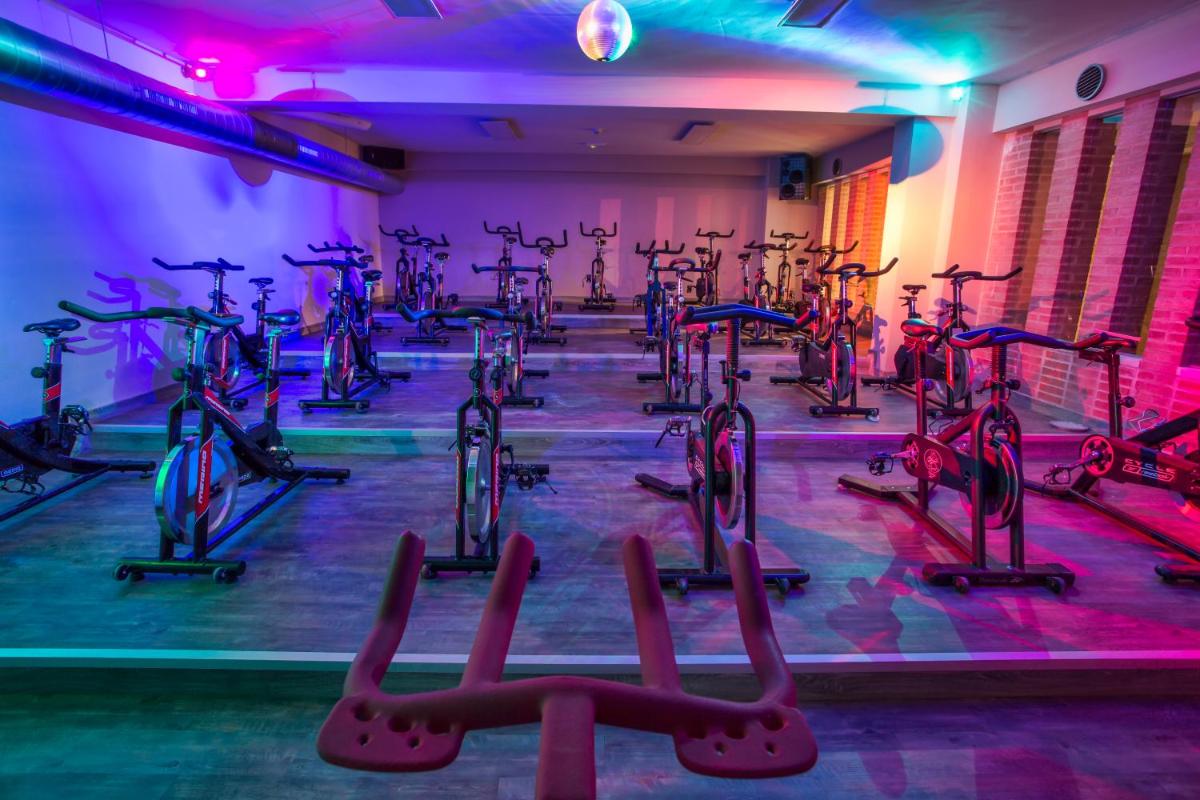 Gimnasio o instalaciones de fitness de Hotel Spa Rio Ucero