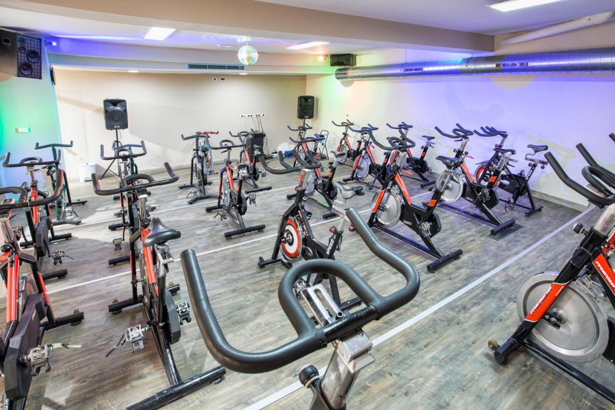 Gimnasio o instalaciones de fitness de Hotel Spa Rio Ucero