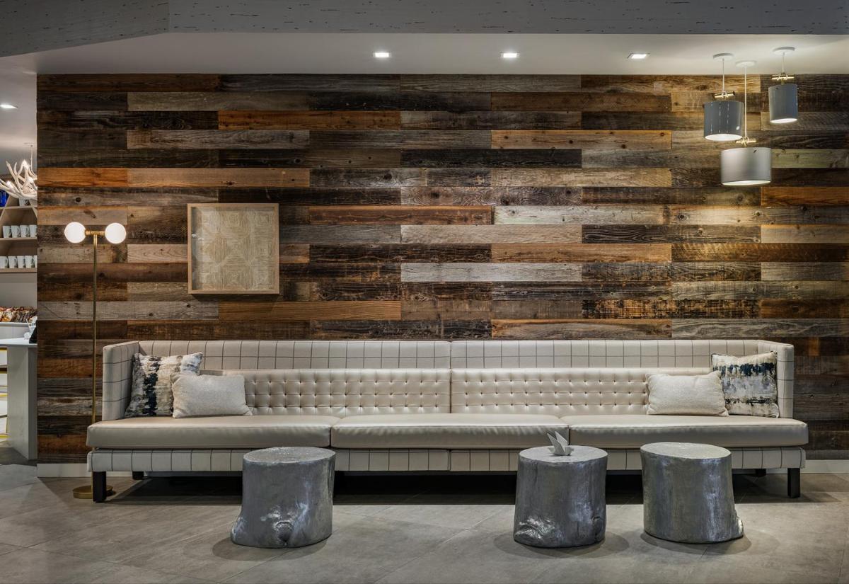 Hotel Zero Degrees Danbury - Housity