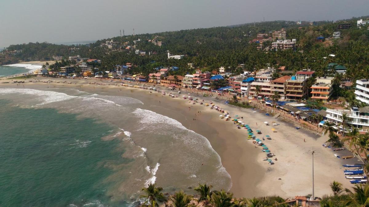 Orion Seaview Beach Hotel - Housity
