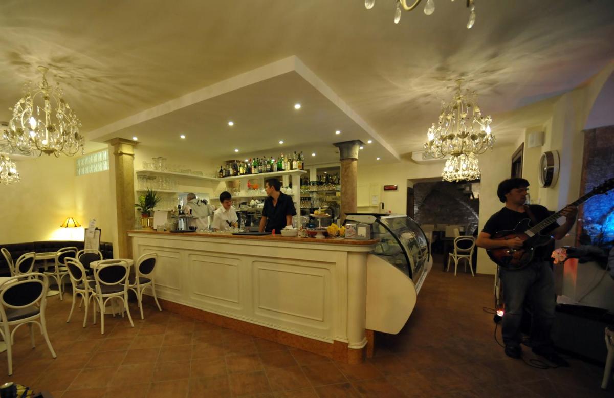 Hotel San Marco - Housity