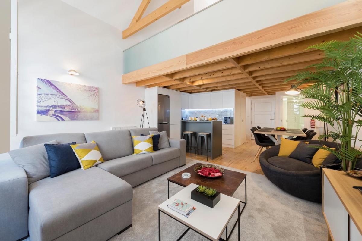 Suitetrails - LovelyStay-Modern Loft City Center