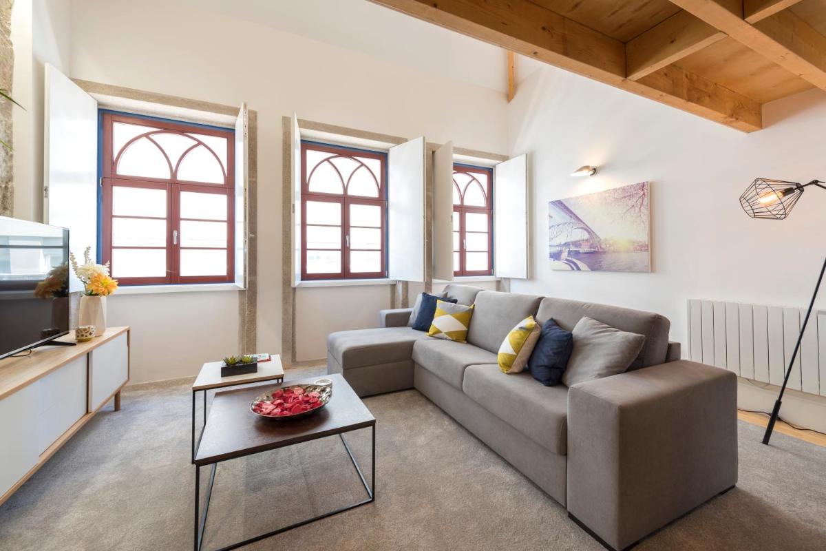 LovelyStay-Modern Loft City Center - Housity
