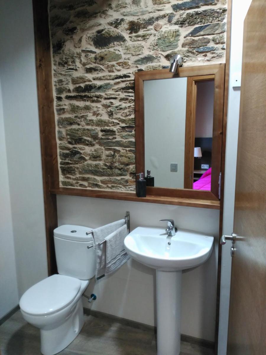 Albergue Pension Porta Santa - Housity