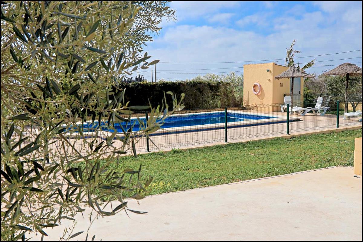 Bungalow en complejo I - Housity