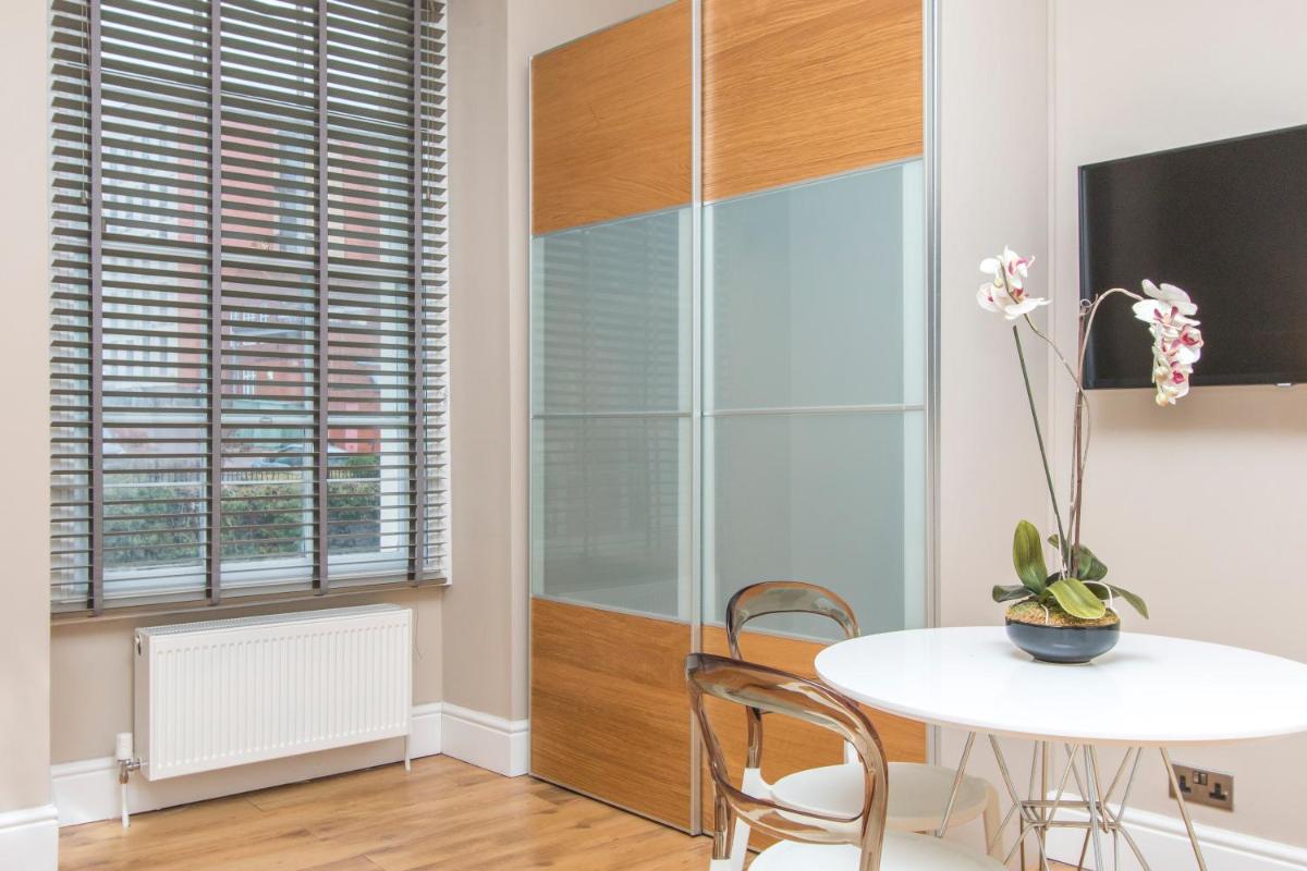 Number 1 Park Apartments - Housity