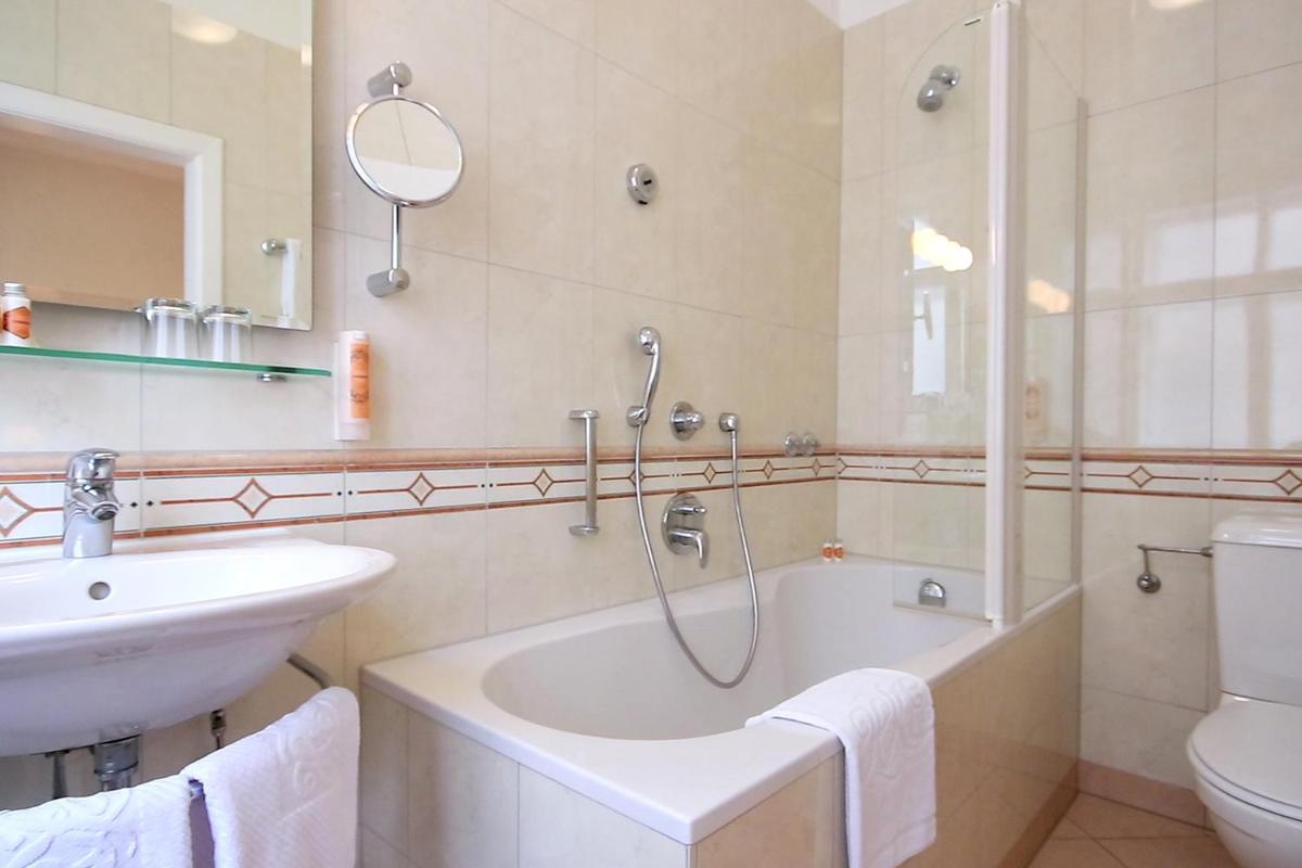 Hotel Kaiserin Elisabeth - Housity