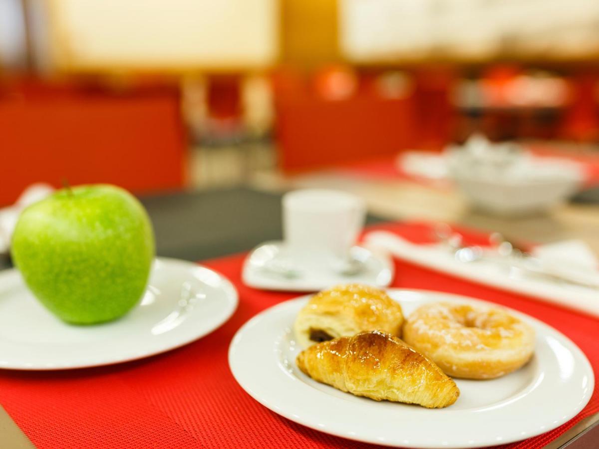 Hotel Condes de Haro - Housity