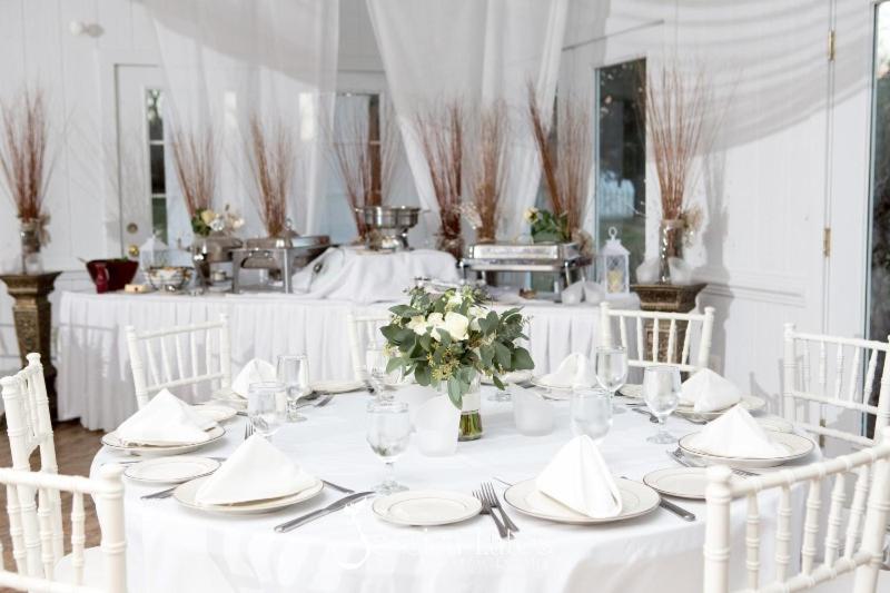 Stone Manor Boutique Inn - Housity