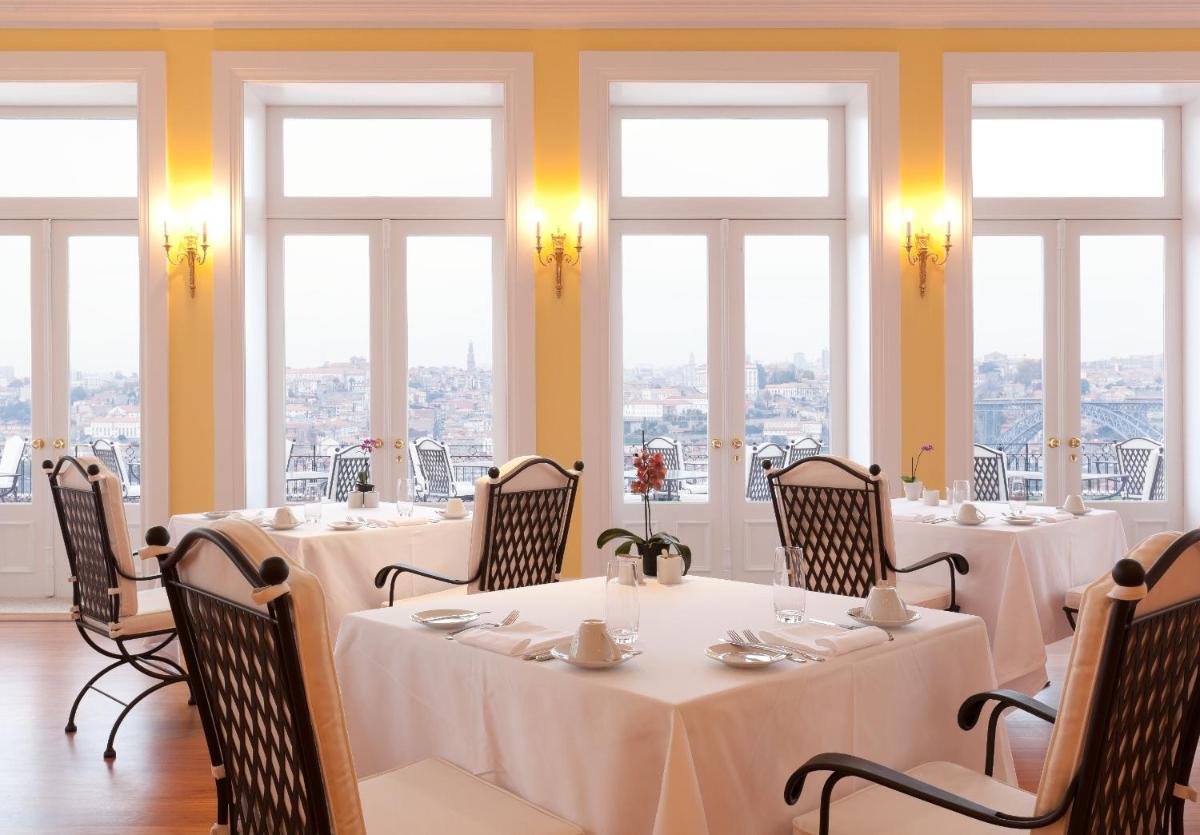 Um restaurante ou outro lugar para comer em The Yeatman