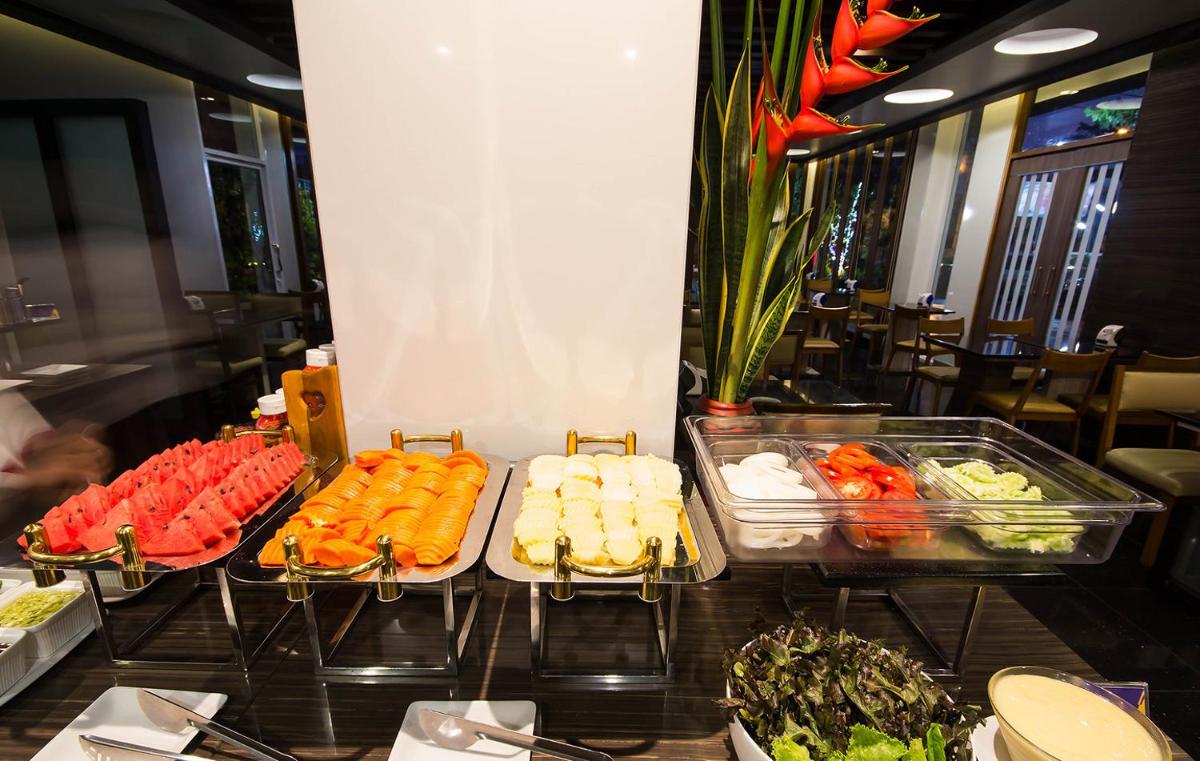 V Hotel Ubon Ratchathani - Housity