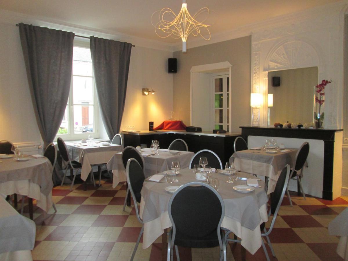 Logis Hostellerie Du Cheval Blanc - Housity