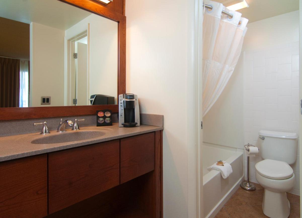 Crosswinds Motel - Housity